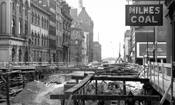 Moving Toronto in 1946